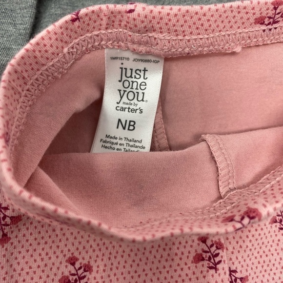 Baby Girl Newborn Clothing Bundle - NWOT - Picture 2 of 6